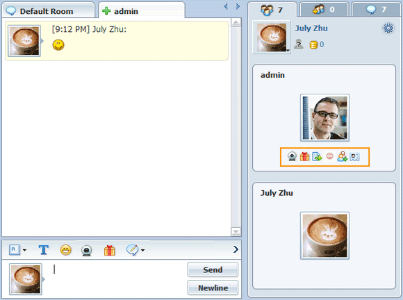 Botones de interacción del usuario en el panel de avatar privado de 123 Flash Chat, software de chat
